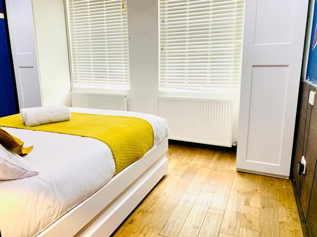 Fancy Flat In Central Лондон Экстерьер фото